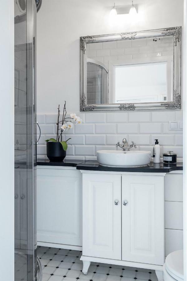 Scandi Old Town Apartment กดัญสก์ ภายนอก รูปภาพ
